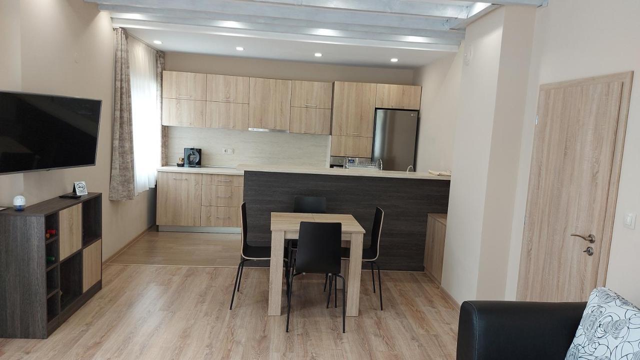 Forest Apartment Saparewa Banja Zewnętrze zdjęcie