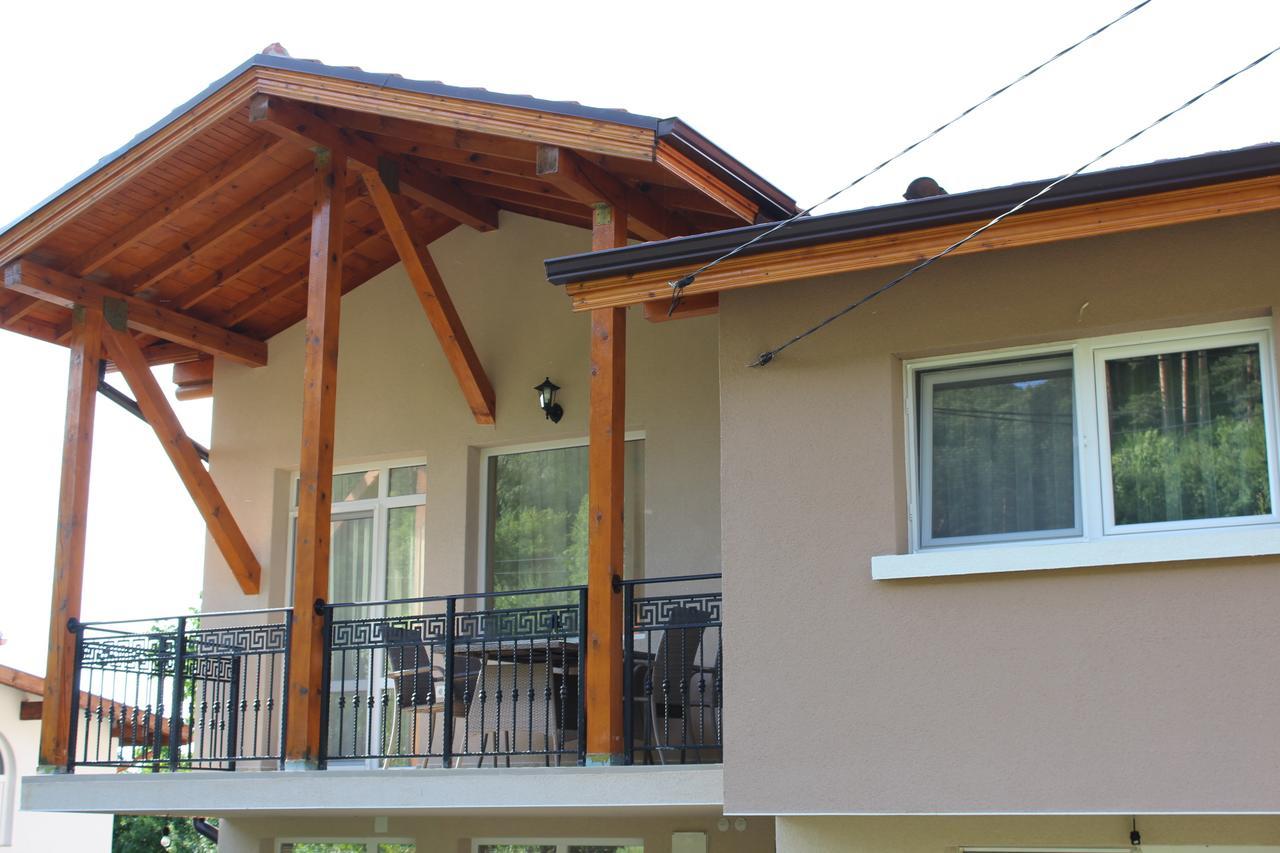Forest Apartment Saparewa Banja Zewnętrze zdjęcie
